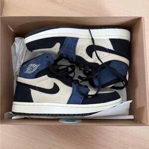 Women’s Air Jordan 1 High Zoom Comfort 2 ‘Blackened Blue’